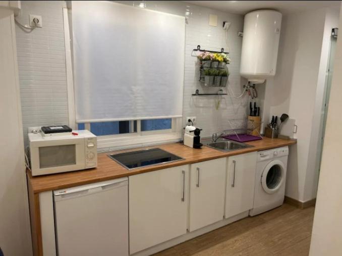 Acogedor Apartamento Picasso มาลากา ภายนอก รูปภาพ